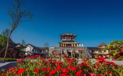 鳳凰古城、晚會、矮寨大橋、魔鬼玻璃棧道、墨戎苗寨汽車兩日游