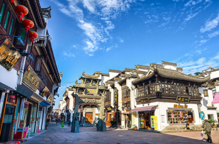 黃山、秀水千島湖、水墨宏村、西遞徽州古城高鐵純玩5日游